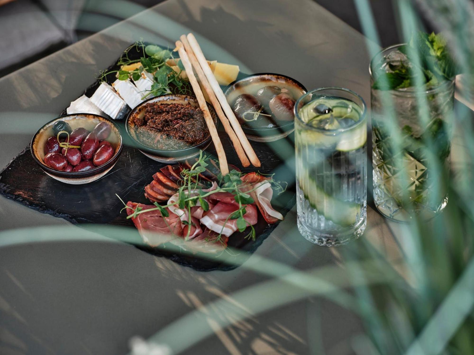 Holiday Inn - Warsaw City Centre By Ihg Exterior foto